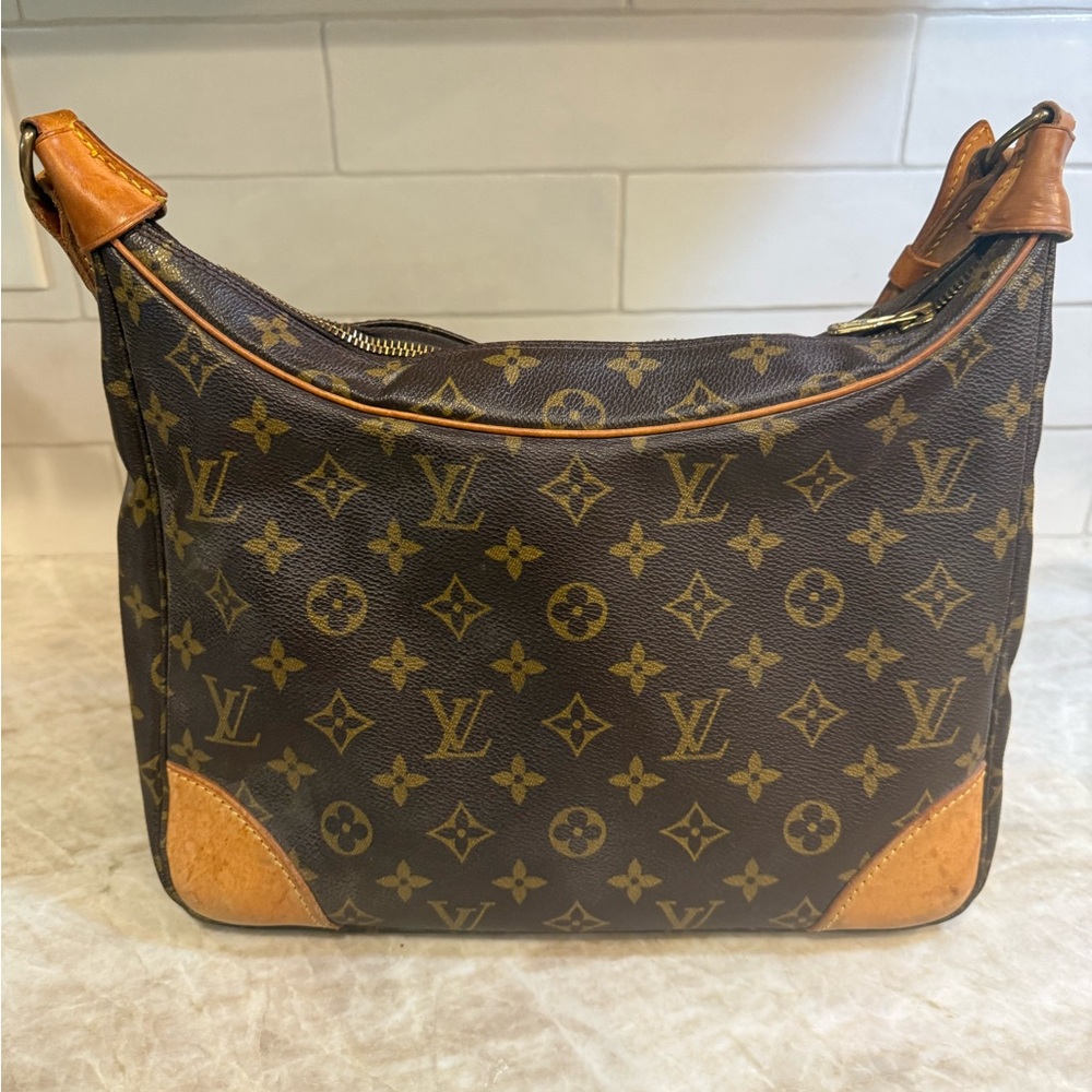 Louis Vuitton Boulogne Medium Monogram Shoulder Bag